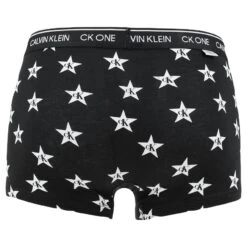 Calvin Klein Ck One 2-pack Boxers All Over Star Logo Multi -BJØRN BORG Verkoopwinkel aHR0cHM6Ly93d3cuYm94ZXJzLm5sL21lZGlhL2NhdGFsb2cvcHJvZHVjdC9jL2EvY2FsdmluLWtsZWluX25iMjY3MGEtNmxzXzFfYWNodGVya2FudC5qcGc c3RvcmU9Ym94ZXJzX25sJmltYWdlLXR5cGU9aW1hZ2U