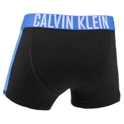 Calvin Klein Jongens 2-pack Boxers Basic Blauw & Zwart -BJØRN BORG Verkoopwinkel aHR0cHM6Ly93d3cuYm94ZXJzLm5sL21lZGlhL2NhdGFsb2cvcHJvZHVjdC9jL2EvY2FsdmluLWtsZWluX2I3MGI3MDA0MDUtMHNxXzFfYWNodGVya2FudC5qcGc c3RvcmU9Ym94ZXJzX25sJmltYWdlLXR5cGU9aW1hZ2U