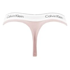 Calvin Klein Dames String Roze -BJØRN BORG Verkoopwinkel aHR0cHM6Ly93d3cuYm94ZXJzLm5sL21lZGlhL2NhdGFsb2cvcHJvZHVjdC9jL2EvY2FsdmluLWtsZWluX2YzNzg2ZS0ybnRfYWNodGVya2FudF8xXzEuanBnP3N0b3JlPWJveGVyc19ubCZpbWFnZS10eXBlPWltYWdl