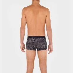 HOM Microfiber Boxer Nairobi Zwart -BJØRN BORG Verkoopwinkel aHR0cHM6Ly93d3cuYm94ZXJzLm5sL21lZGlhL2NhdGFsb2cvcHJvZHVjdC9oL28vaG9tXzQwMjQ0NS1wMDA0X21vZGVsX2FjaHRlcmthbnQuanBnP3N0b3JlPWJveGVyc19ubCZpbWFnZS10eXBlPWltYWdl