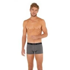 HOM 3-pack Boxers Bruce Grijs -BJØRN BORG Verkoopwinkel aHR0cHM6Ly93d3cuYm94ZXJzLm5sL21lZGlhL2NhdGFsb2cvcHJvZHVjdC9oL28vaG9tXzQwNTc2OC10MDE1XzNfbW9kZWxfdm9vcmthbnQuanBnP3N0b3JlPWJveGVyc19ubCZpbWFnZS10eXBlPWltYWdl
